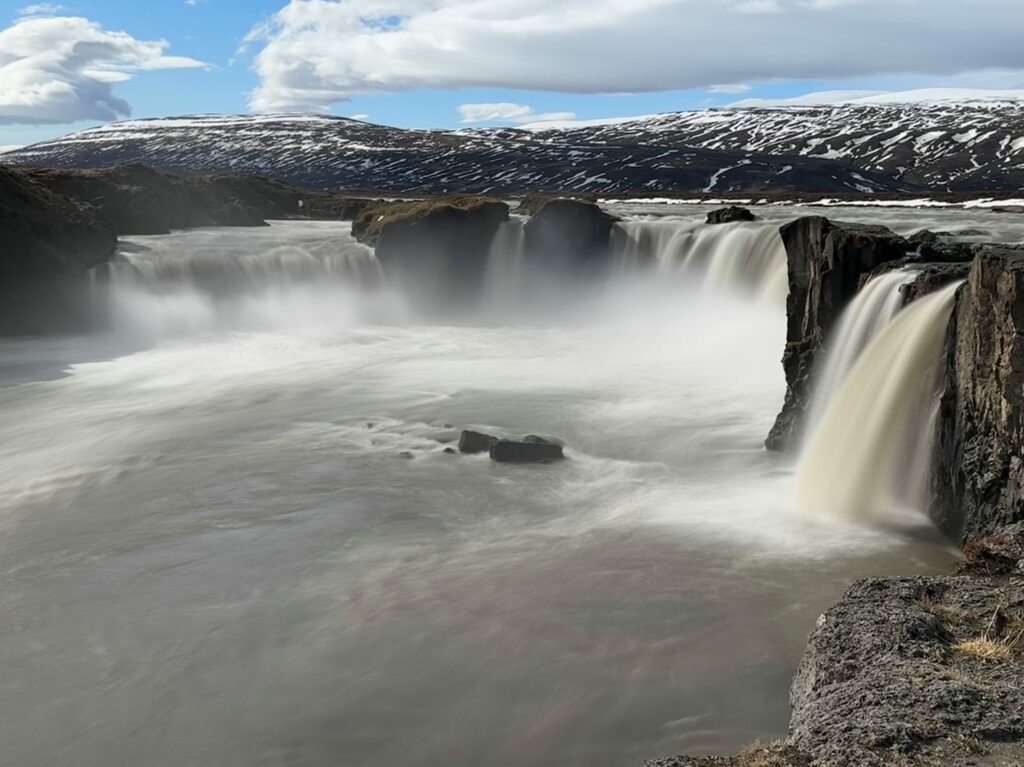 Islande , Godafoss, Voyage en van