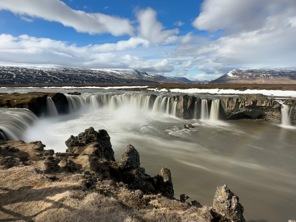 Islande , Godafoss, Voyage en van