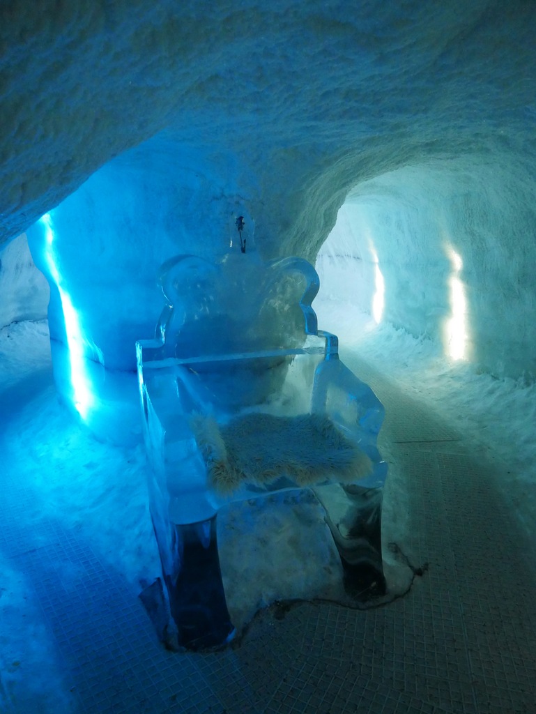 Musée Perlan, Voyage en van