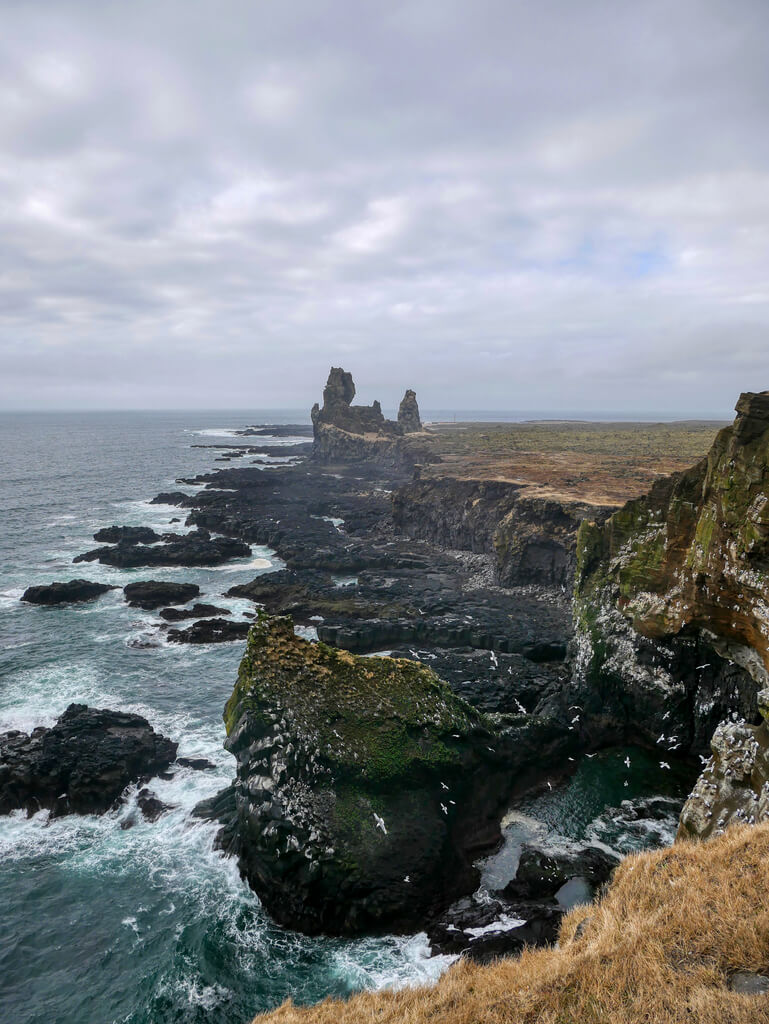 Lóndrangar, Voyage en van