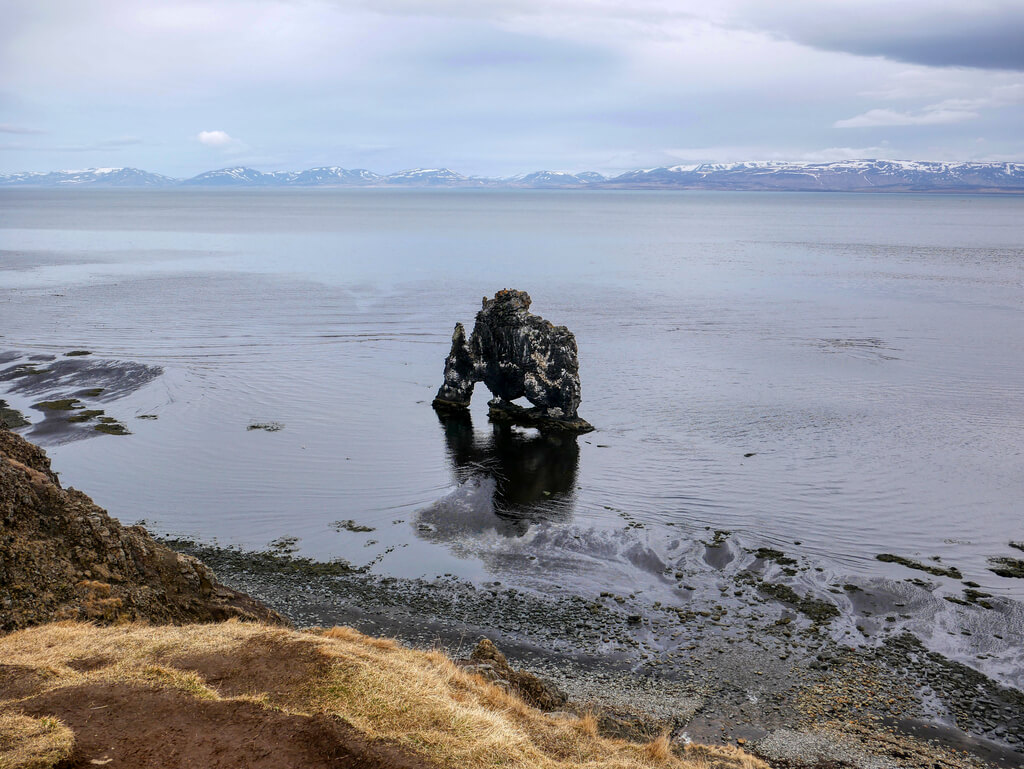 Hvítserkur, Voyage en van