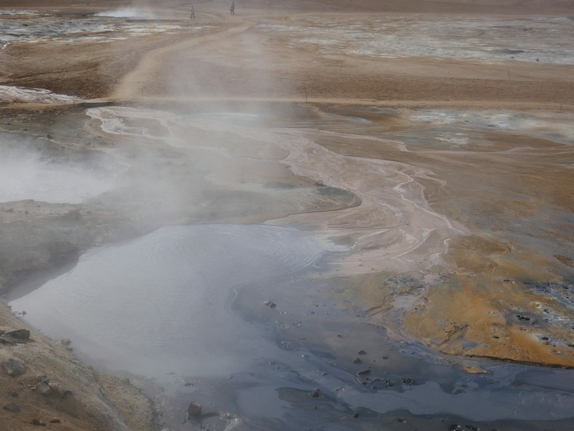 Hverir, Voyage en van