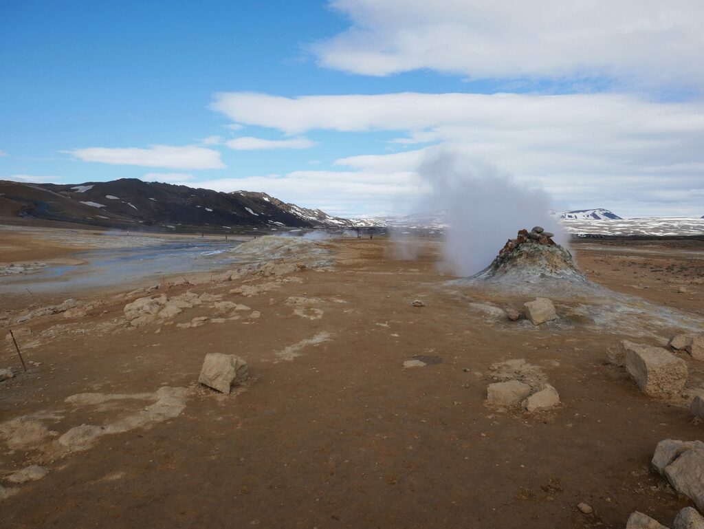 Hverir, Voyage en van